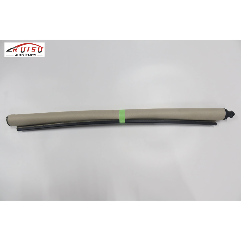 Cadillac XT5 Sunroof Sunshade Curtain Assembly (84242359) Cadillac XT5 Sunroof Sunshade Curtain Assembly (84242359)
